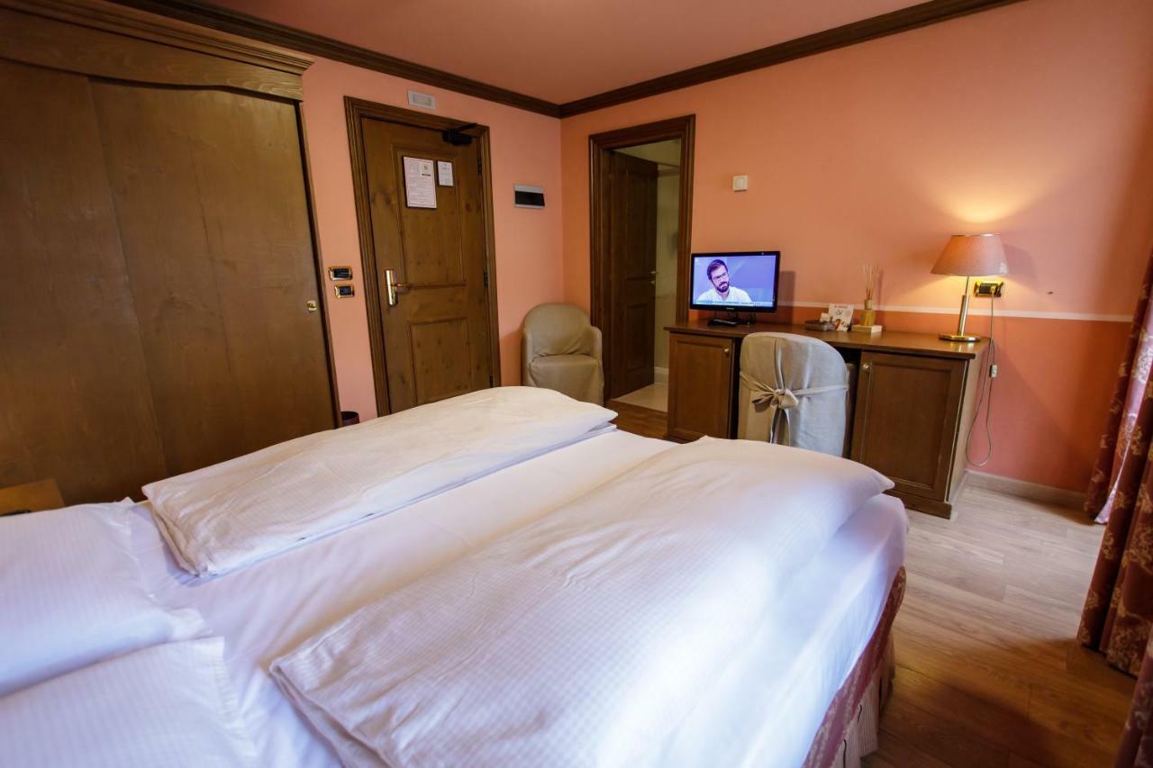 Compagnoni Hotel